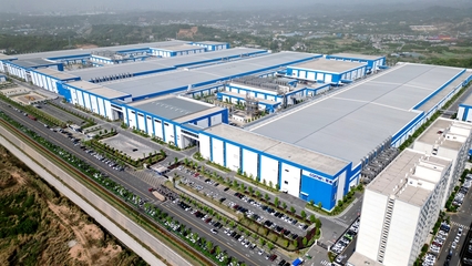 宜昌楚能三號工廠產品正式量產下線 標志項目一期全面建成量產